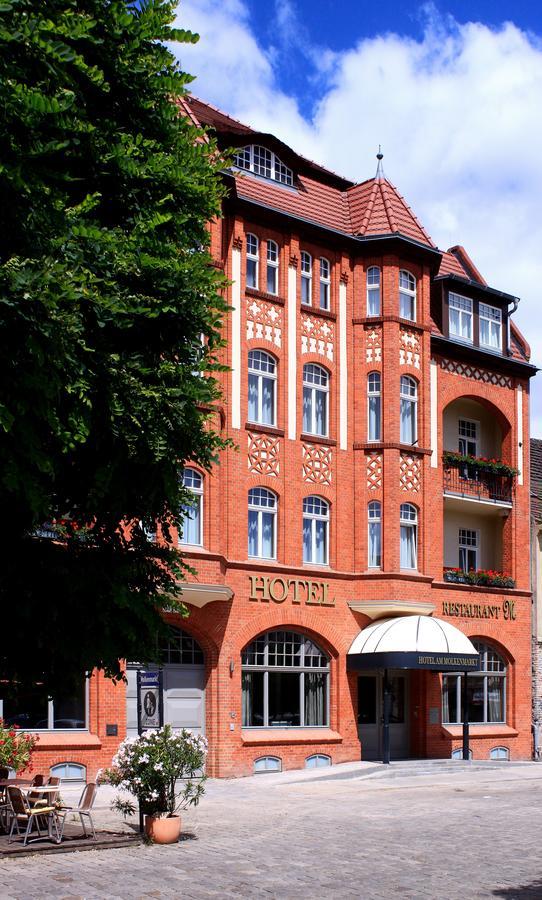 Hotel Am Molkenmarkt Brandenburg  Exteriör bild